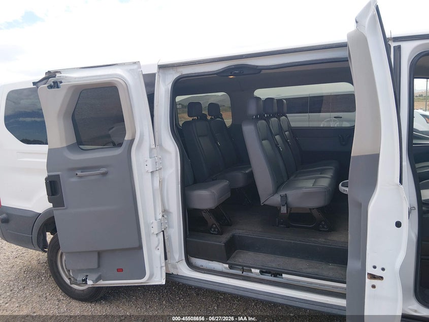 2018 Ford Transit-350 VIN 1FBZX2ZM8JKB52820 IAAI salvage auction — NORMAL WEAR, Sf97 (Texas), sold $13,375 on 2026-09-02 (photo 8)