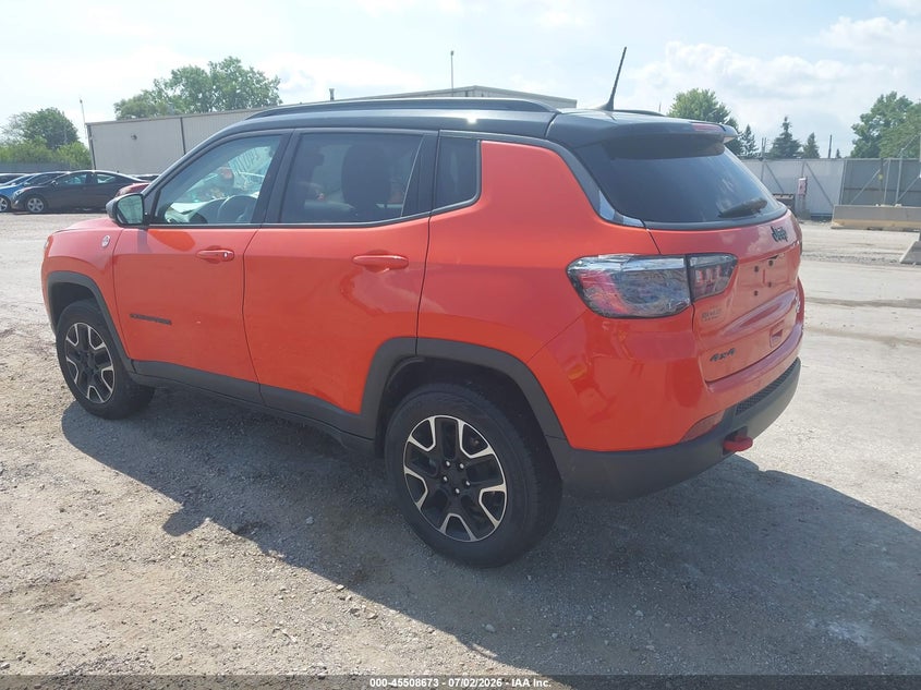 2021 Jeep Compass VIN 3C4NJDDB7MT528956 IAAI salvage auction — RIGHT FRONT, Salvage Title, sold $4,500 on 2026-08-28 (photo 3)