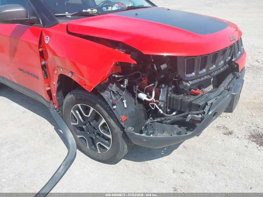 2021 Jeep Compass VIN 3C4NJDDB7MT528956 IAAI salvage auction — RIGHT FRONT, Salvage Title, sold $4,500 on 2026-08-28 (photo 6)