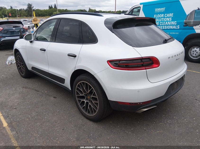 2018 Porsche Macan VIN WP1AA2A58JLB08789 IAAI salvage auction — RIGHT FRONT, Salvage (Oregon), sold $13,900 on 2026-09-02 (photo 3)