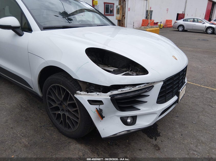 2018 Porsche Macan VIN WP1AA2A58JLB08789 IAAI salvage auction — RIGHT FRONT, Salvage (Oregon), sold $13,900 on 2026-09-02 (photo 6)