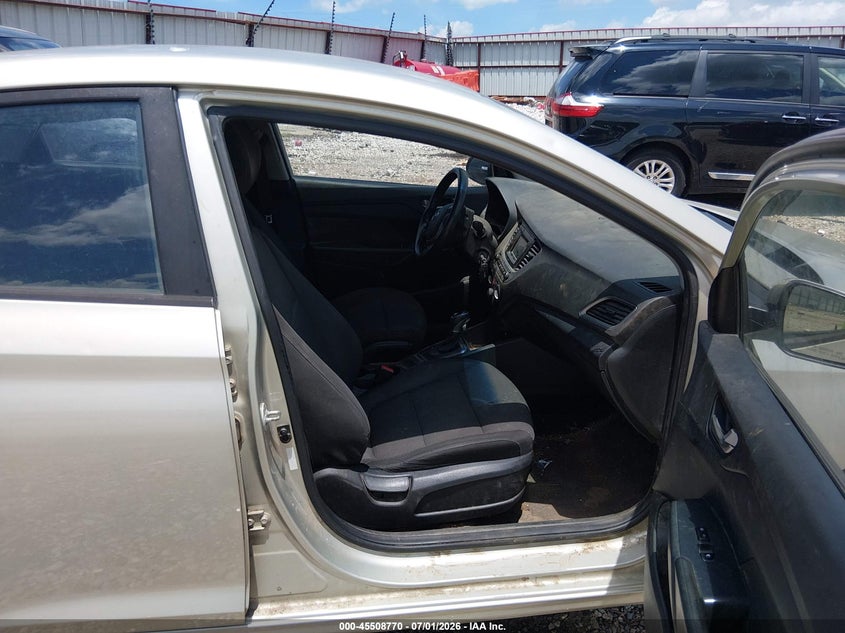 2018 Hyundai Accent VIN 3KPC24A32JE021075 IAAI salvage auction — NORMAL WEAR, Clear (Arkansas), sold $700 on 2026-07-24 (photo 5)