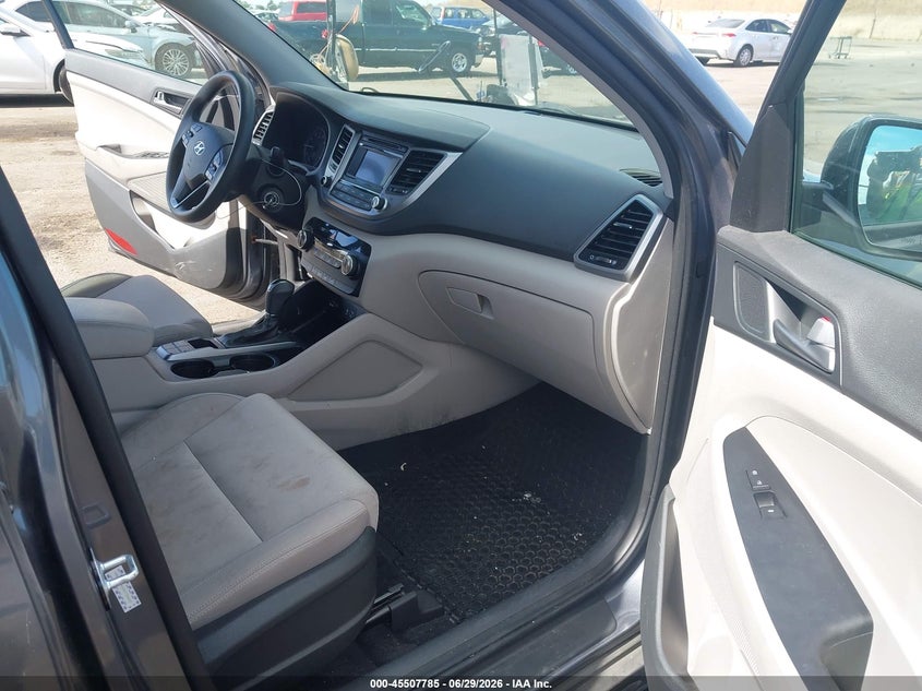 2016 Hyundai Tucson VIN KM8J3CA46GU109480 IAAI salvage auction — RIGHT SIDE, Salvage Title, sold $3,850 on 2026-07-15 (photo 5)