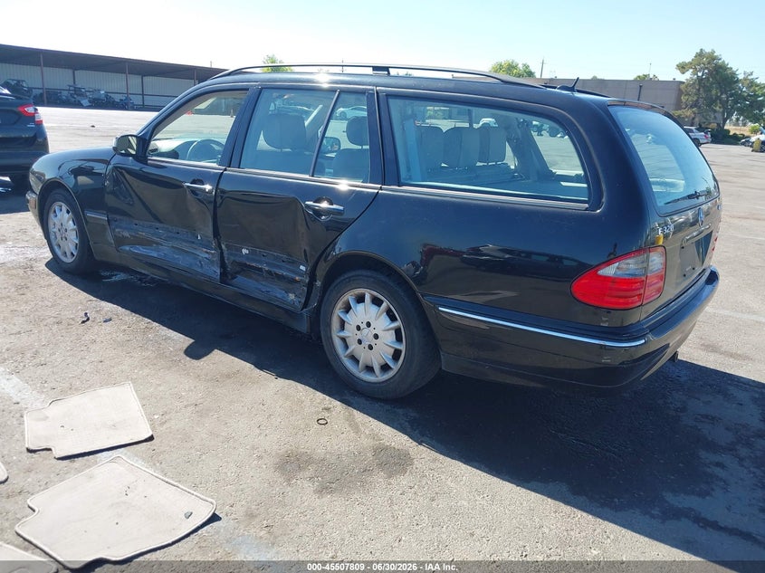 2002 Mercedes-benz E-class VIN WDBJH82J02X070737 IAAI salvage auction — SIDE, Salvage (California), sold $325 on 2026-07-29 (photo 3)