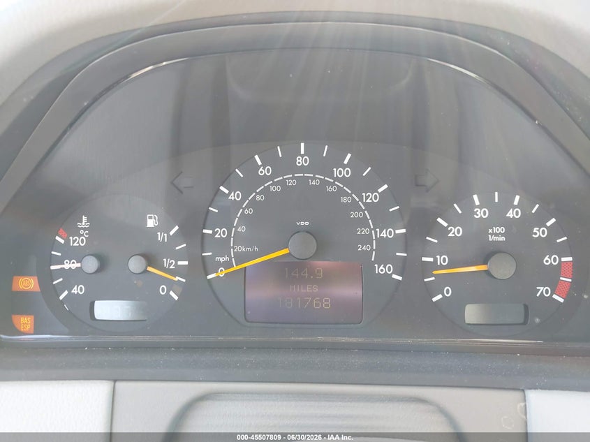 2002 Mercedes-benz E-class VIN WDBJH82J02X070737 IAAI salvage auction — SIDE, Salvage (California), sold $325 on 2026-07-29 (photo 7)