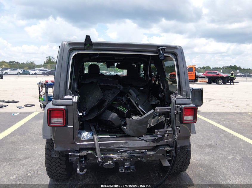 2025 Jeep Wrangler / VIN 1C4PJXDN5SW552832 IAAI salvage auction — REAR END, Salvage Title, sold $14,500 on 2026-07-30 (photo 6)