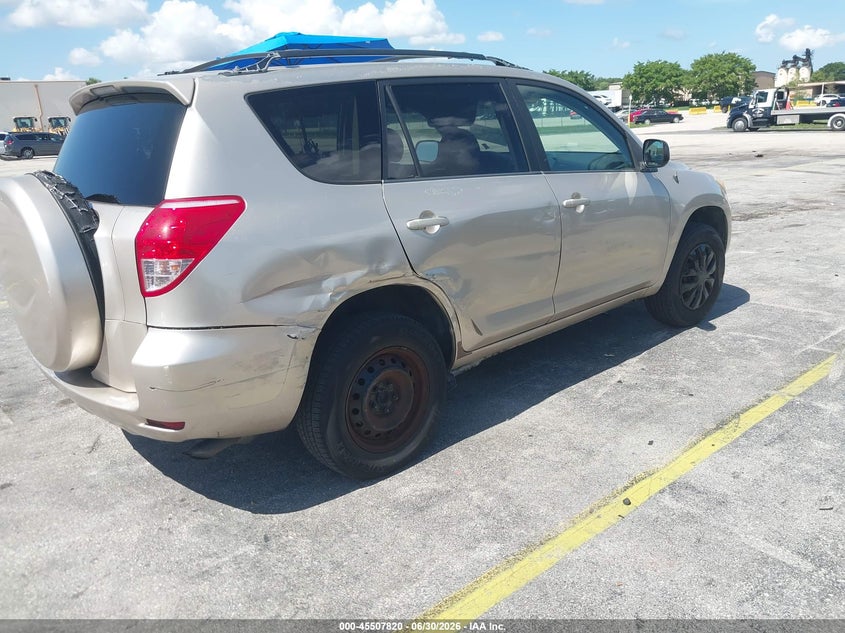 2007 Toyota Rav 4 VIN JTMZD33V976035437 IAAI salvage auction — SIDE, Rebuildable (Florida), sold $1,350 on 2026-07-26 (photo 4)