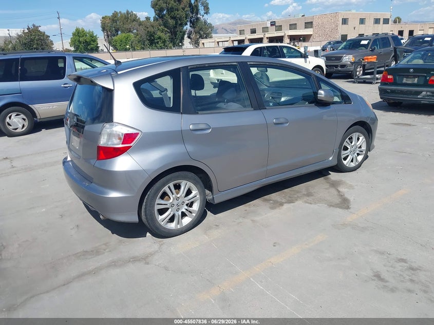 2009 Honda Fit VIN JHMGE87459S022065 IAAI salvage auction — NORMAL WEAR, Clear - Dealer Only (California), sold $975 on 2026-07-06 (photo 4)
