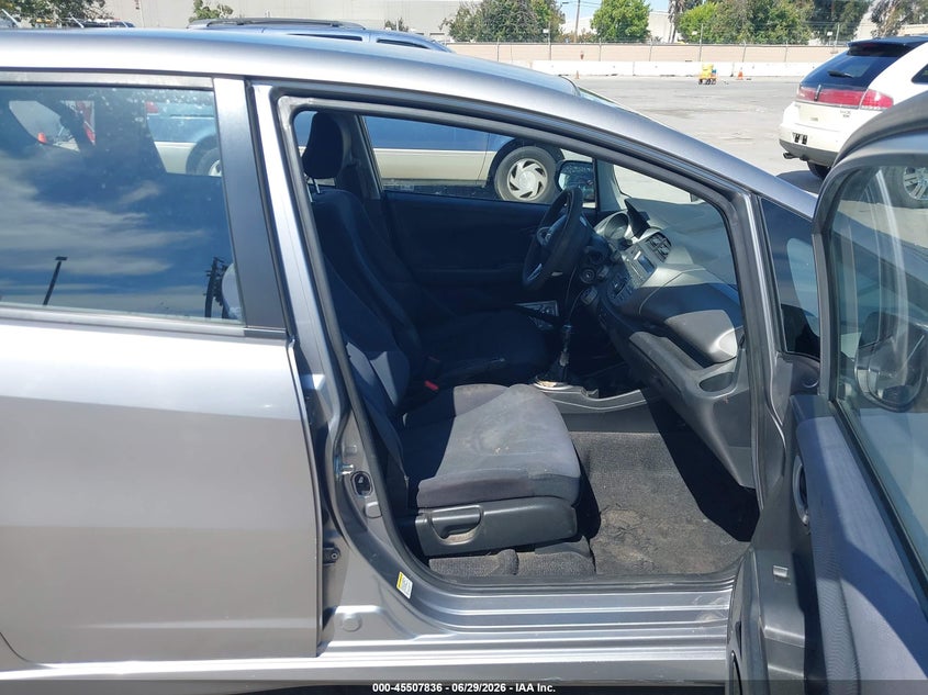 2009 Honda Fit VIN JHMGE87459S022065 IAAI salvage auction — NORMAL WEAR, Clear - Dealer Only (California), sold $975 on 2026-07-06 (photo 5)