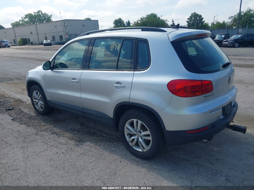 2015 Volkswagen Tiguan VIN WVGAV7AX3FW566648 IAAI salvage auction — NORMAL WEAR, Clear (Illinois), sold $1,250 on 2026-07-29 (photo 3)
