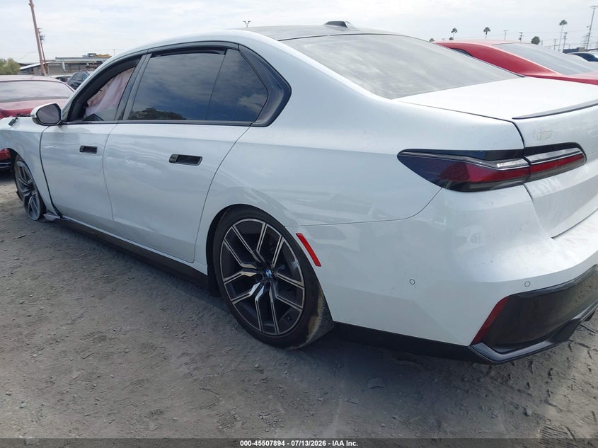 2024 BMW I7 VIN WBY53EJ00RCP92198 IAAI salvage auction — LEFT FRONT, Salvage Certificate (California), sold $28,450 on 2026-08-05 (photo 3)