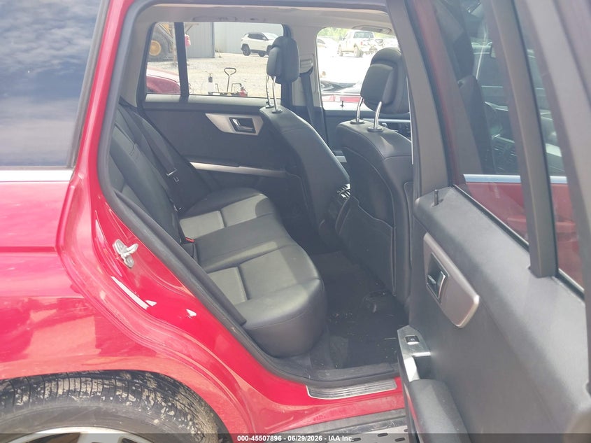 2011 Mercedes-benz Glk-class VIN WDCGG8HB4BF650944 IAAI salvage auction — NORMAL WEAR, Original (Ohio), sold $1,550 on 2026-07-15 (photo 8)