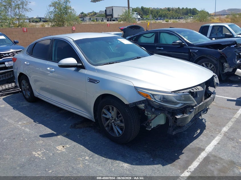 2019 Kia Optima VIN 5XXGT4L33KG346886 IAAI salvage auction — FRONT END, Salvage (California), sold $1,550 on 2026-07-15 (photo 1)