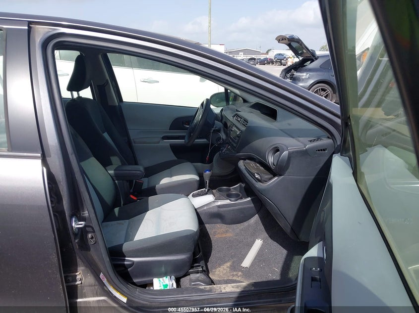 2014 Toyota Prius c VIN JTDKDTB3XE1083024 IAAI salvage auction — NORMAL WEAR, Clear (California), sold $1,225 on 2026-07-28 (photo 5)