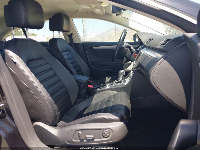 2014 Volkswagen Passat cc VIN WVWBP7ANPEE505389 IAAI salvage auction — RIGHT FRONT, Salvage Title, sold $1,250 on 2026-07-23 (photo 5)
