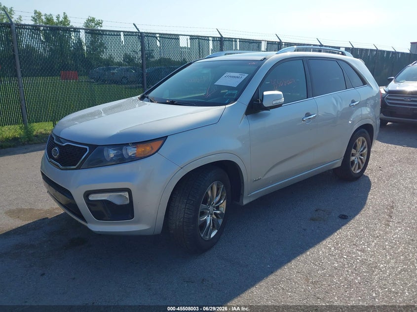 2013 Kia Sorento VIN 5XYKWDA23DG374469 IAAI salvage auction — NORMAL WEAR, Clear (New York), sold $600 on 2026-07-07 (photo 2)