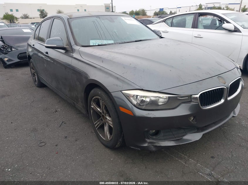 2013 BMW 3er VIN WBA3B1C52DF462662 IAAI salvage auction — UNDERCARRIAGE, Salvage Title, sold $250 on 2026-08-14 (photo 1)