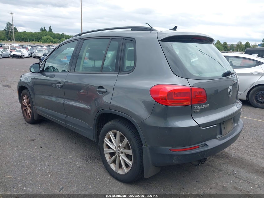 2017 Volkswagen Tiguan VIN WVGBV7AX0HK043618 IAAI salvage auction — NORMAL WEAR, Clear-Dealer Only (Oregon), sold $300 on 2026-07-09 (photo 3)