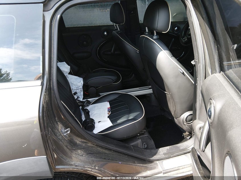 2012 Mini VIN WMWZC5C51CWL59083 IAAI salvage auction — NORMAL WEAR, Clear (Virginia), sold $300 on 2026-07-30 (photo 8)