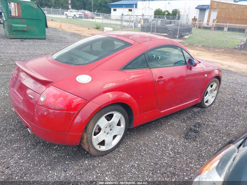2002 Audi Tt VIN TRUWT28N021015212 IAAI salvage auction — NORMAL WEAR, Clear (South Carolina), sold $400 on 2026-07-28 (photo 4)
