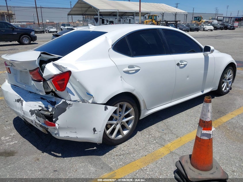 2012 Lexus Is VIN JTHBF5C2XC5169837 IAAI salvage auction — REAR END, Salvage (California), sold $575 on 2026-07-21 (photo 4)