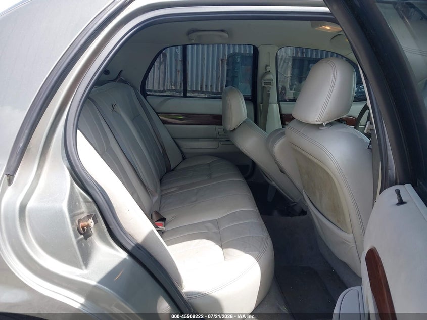2003 Mercury Grand marquis VIN 2MEHM75W63X699409 IAAI salvage auction — NORMAL WEAR, Repossession Paperwork (Georgia), sold $300 on 2026-07-31 (photo 8)