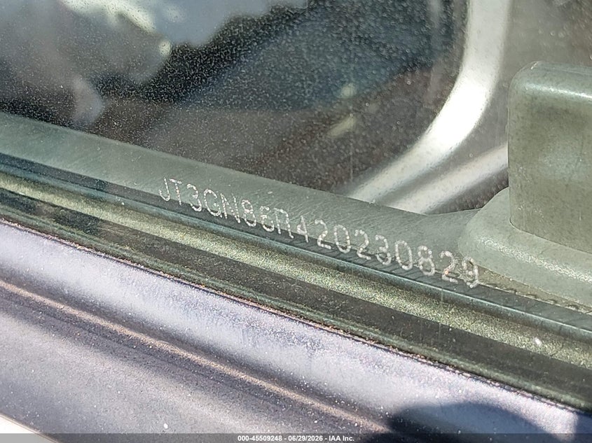 2002 Toyota 4runner VIN JT3GN86R420230829 IAAI salvage auction — NORMAL WEAR, Clear (Florida), sold $625 on 2026-07-28 (photo 9)