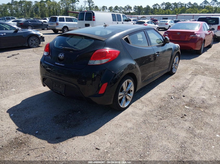 2014 Hyundai Veloster VIN KMHTC6AD6EU184526 IAAI salvage auction — NORMAL WEAR, Clear (Texas), sold $1,400 on 2026-07-07 (photo 4)