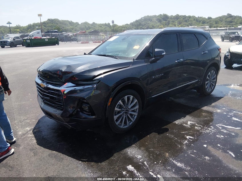 2022 Chevrolet Blazer VIN 3GNKBFRS8NS140993 IAAI salvage auction — LEFT FRONT, Salvage Title, sold $7,800 on 2026-07-31 (photo 2)