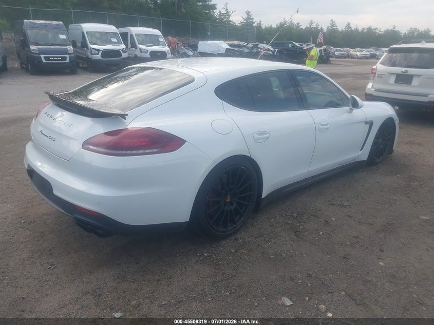 2014 Porsche Panamera VIN WP0AF2A76EL083451 IAAI salvage auction — ENGINE DAMAGE, Salvage Title, sold $7,175 on 2026-08-21 (photo 4)