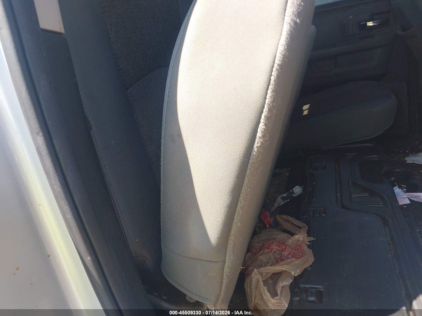 2018 Ram 1500 VIN 1C6RR7GG7JS310524 IAAI salvage auction — FRONT END, Salvage (Illinois), sold $2,700 on 2026-08-24 (photo 8)