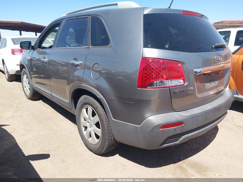 2012 Kia Sorento VIN 5XYKT3A68CG256633 IAAI salvage auction — NORMAL WEAR, Clear-Dealer Only (Arizona), sold $1,050 on 2026-07-14 (photo 3)