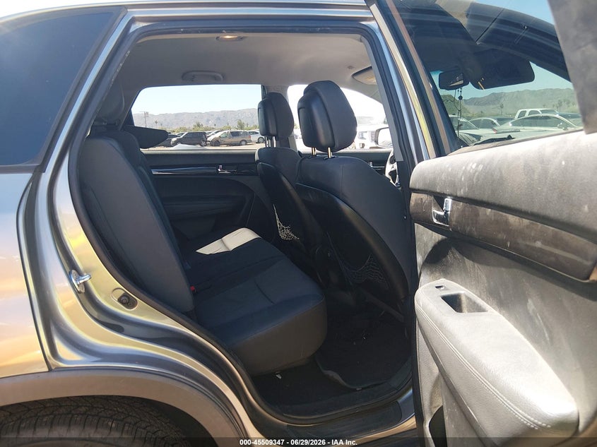 2012 Kia Sorento VIN 5XYKT3A68CG256633 IAAI salvage auction — NORMAL WEAR, Clear-Dealer Only (Arizona), sold $1,050 on 2026-07-14 (photo 8)