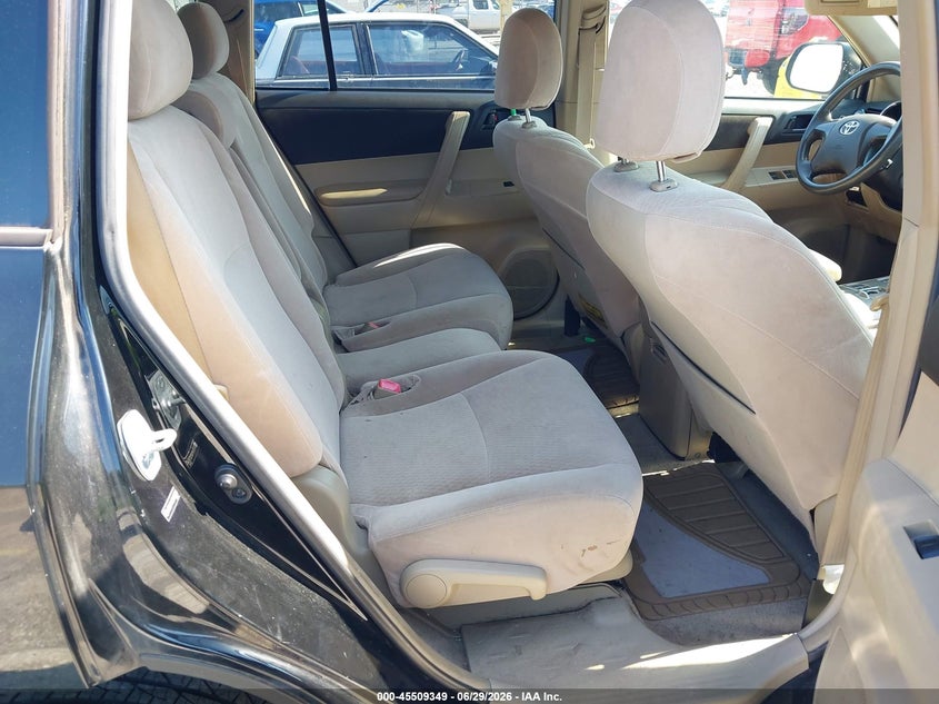 2008 Toyota Highlander VIN JTEDS41A282023348 IAAI salvage auction — RIGHT REAR, Clear (Florida), sold $1,450 on 2026-07-15 (photo 8)