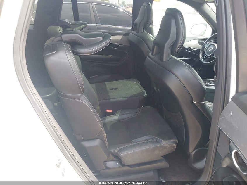 2016 Volvo Xc90 VIN YV4A22PM6G1055427 IAAI salvage auction — NORMAL WEAR, Original (Texas), sold $4,550 on 2026-07-29 (photo 8)