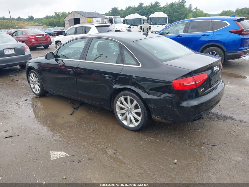 2013 Audi A4 VIN WAUFFAFL3DN019907 IAAI salvage auction — NORMAL WEAR, Clear (Massachusetts), sold $425 on 2026-07-29 (photo 3)