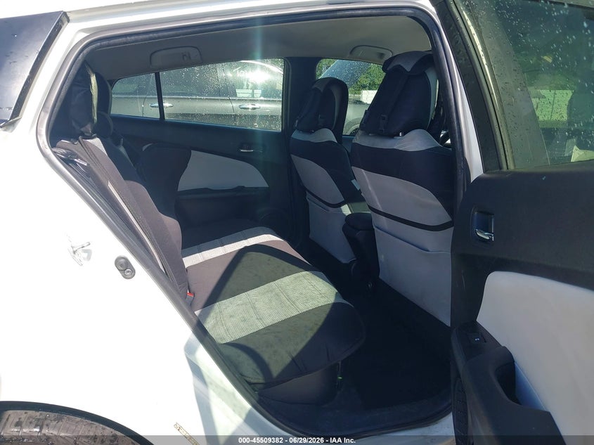 2016 Toyota Prius VIN JTDKBRFU0G3001448 IAAI salvage auction — NORMAL WEAR, Clear (Georgia), sold $3,850 on 2026-07-08 (photo 8)