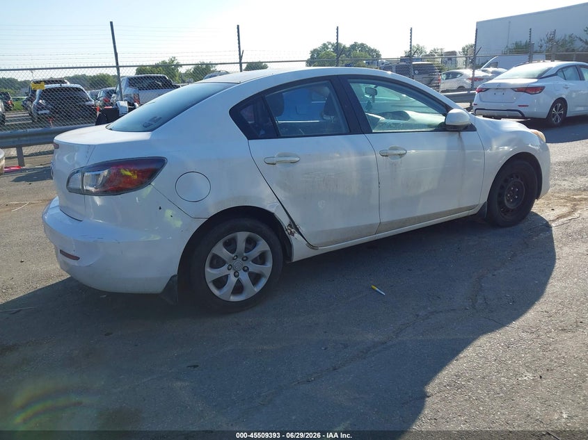 2013 Mazda 3 VIN JM1BL1TF0D1731968 IAAI salvage auction — NORMAL WEAR, Clear-Dealer Only (North Carolina), sold $425 on 2026-07-29 (photo 4)