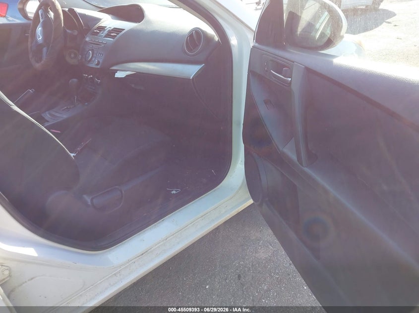 2013 Mazda 3 VIN JM1BL1TF0D1731968 IAAI salvage auction — NORMAL WEAR, Clear-Dealer Only (North Carolina), sold $425 on 2026-07-29 (photo 5)