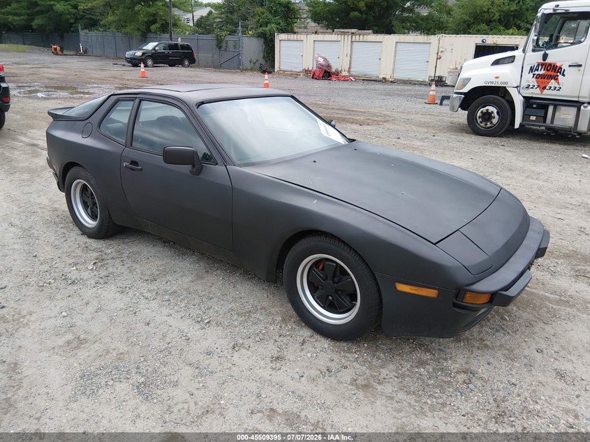 1984 Porsche 944 VIN WP0AA0949EN455723 IAAI salvage auction — NORMAL WEAR, Clear (New Jersey), sold $1,225 on 2026-07-28 (photo 1)