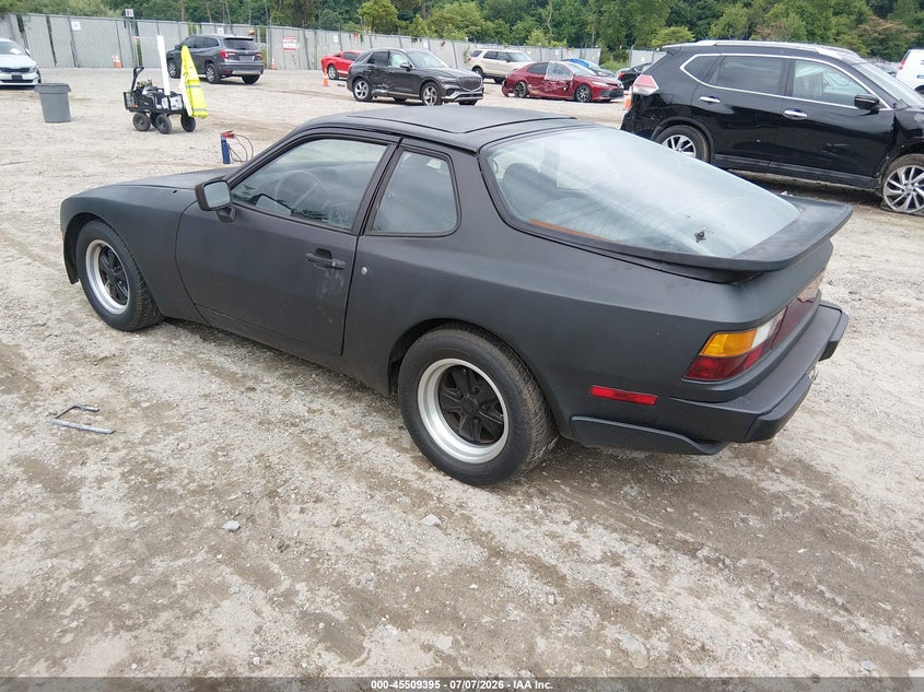 1984 Porsche 944 VIN WP0AA0949EN455723 IAAI salvage auction — NORMAL WEAR, Clear (New Jersey), sold $1,225 on 2026-07-28 (photo 3)