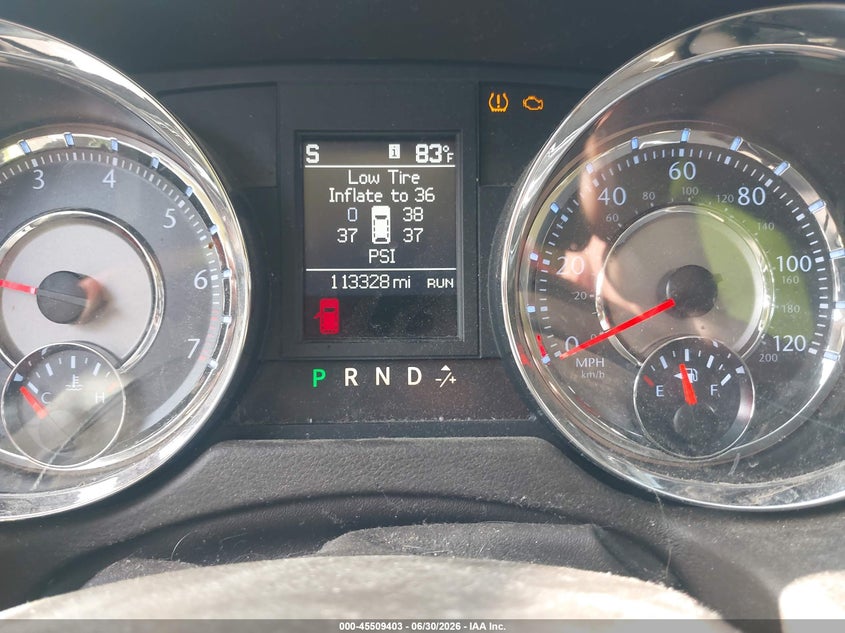 2013 Chrysler Town & country VIN 2C4RC1CG3DR651812 IAAI salvage auction — NORMAL WEAR, Clear (Indiana), sold $500 on 2026-07-12 (photo 7)