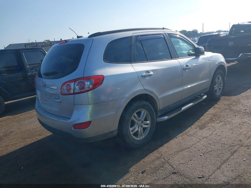 2012 Hyundai Santa fe VIN 5XYZG3AB5CG102963 IAAI salvage auction — NORMAL WEAR, Salvage Title, sold $1,700 on 2026-07-16 (photo 4)