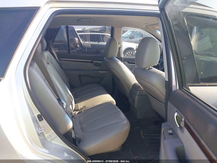 2012 Hyundai Santa fe VIN 5XYZG3AB5CG102963 IAAI salvage auction — NORMAL WEAR, Salvage Title, sold $1,700 on 2026-07-16 (photo 8)