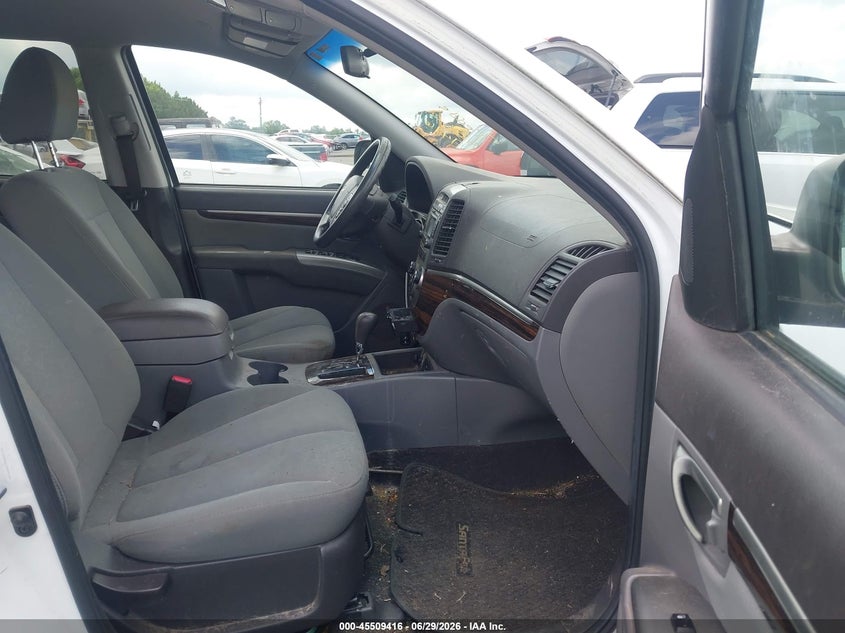 2012 Hyundai Santa fe VIN 5XYZGDAB1CG099159 IAAI salvage auction — NORMAL WEAR, Clear (North Carolina), sold $875 on 2026-07-22 (photo 5)