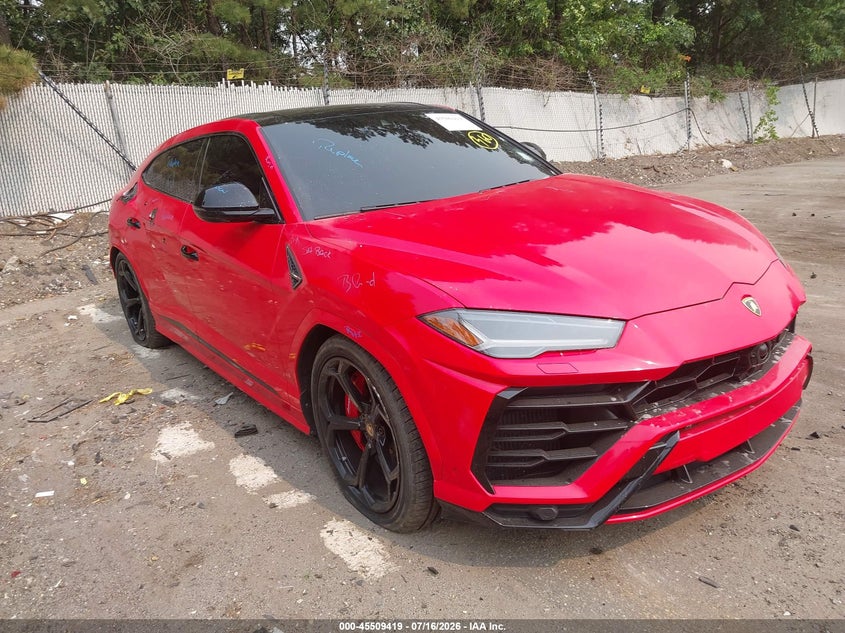 2019 Lamborghini Urus VIN ZPBUA1ZL6KLA01746 — IAAI salvage auction photo