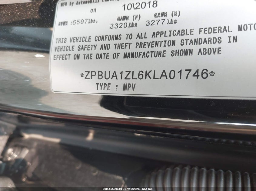 2019 Lamborghini Urus VIN ZPBUA1ZL6KLA01746 IAAI salvage auction — ALL OVER, Salvage Title, sold $84,000 on 2026-08-31 (photo 9)