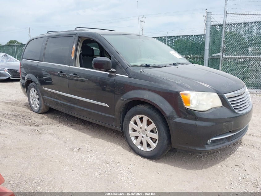 2014 Chrysler Town & country VIN 2C4RC1BG1ER219206 IAAI salvage auction — NORMAL WEAR, Clear (Kansas), sold $575 on 2026-07-24 (photo 1)