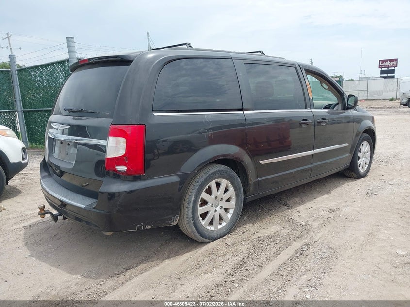 2014 Chrysler Town & country VIN 2C4RC1BG1ER219206 IAAI salvage auction — NORMAL WEAR, Clear (Kansas), sold $575 on 2026-07-31 (photo 4)