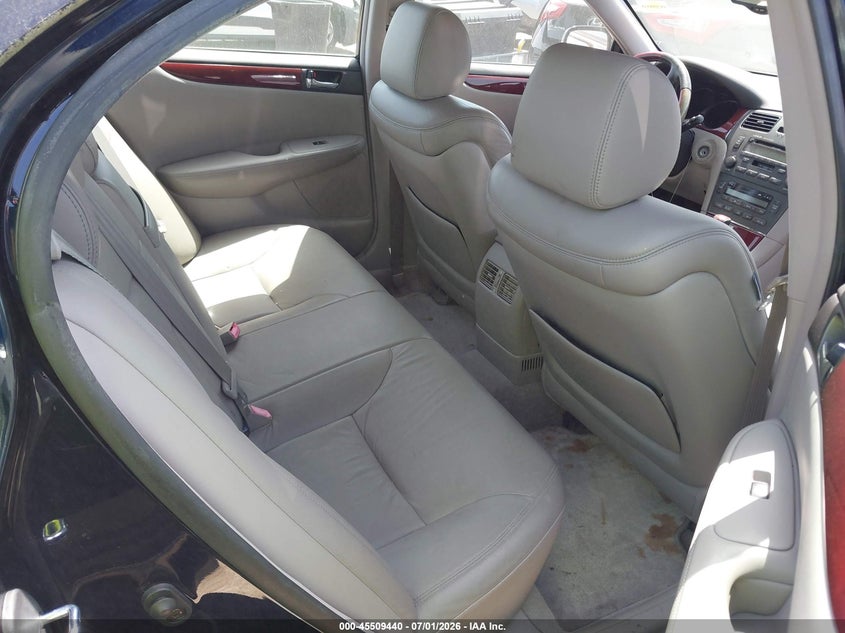 2004 Lexus Es 330 VIN JTHBA30G945034501 IAAI salvage auction — NORMAL WEAR, Original (Ohio), sold $700 on 2026-07-09 (photo 8)